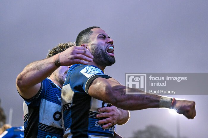 imageworks_uk's tweet photo. @BathRugby win against @Harlequins with a bonus point 25 - 17 and now sit on top of the table!
Shooting for @FocusImagesLtd https://t.co/kZJqnNkzc7