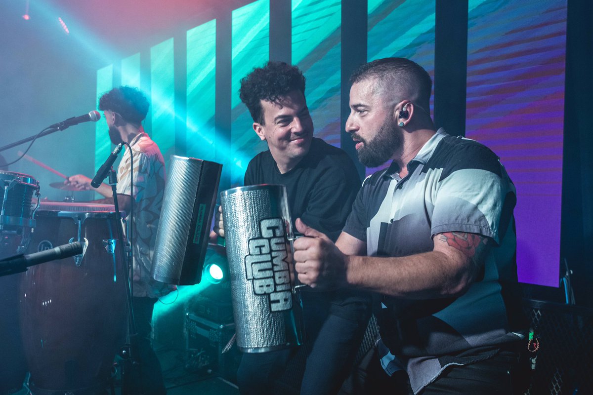 Que año ❤️‍🔥 Gracias <a href="/ElKuelgue/">El Kuelgue</a> por venir a jugar con nosotros en las últimas fechas del 2023 💫

PRÓXIMOS:
4 ENE: #BigDance con <a href="/KePersonajes/">Ke Personajes</a> 
5 ENE: #hitthebeach con <a href="/LeoRizziMusic/">Leo Rizzi</a> 
13 ENE: <a href="/club_tt/">ClubLosTitanesLaTuna</a> con <a href="/PersinculaLuana/">LUANA</a> #djsanata #duopiranha

📸 <a href="/MMezzutt/">Marcos Mezzottoni</a> 

#cumbiaclub #cumbia