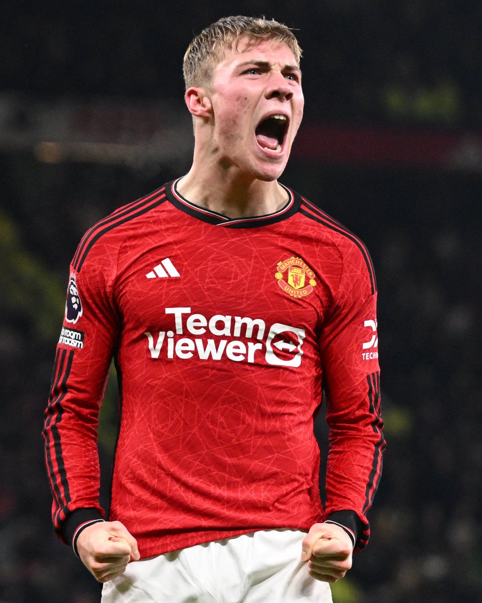 Rasmus Hojlund scores his first Premier League goal! 

<a href="/ManUtd/">Manchester United</a> now lead 3-2 at Old Trafford 😱

#MUNAVL