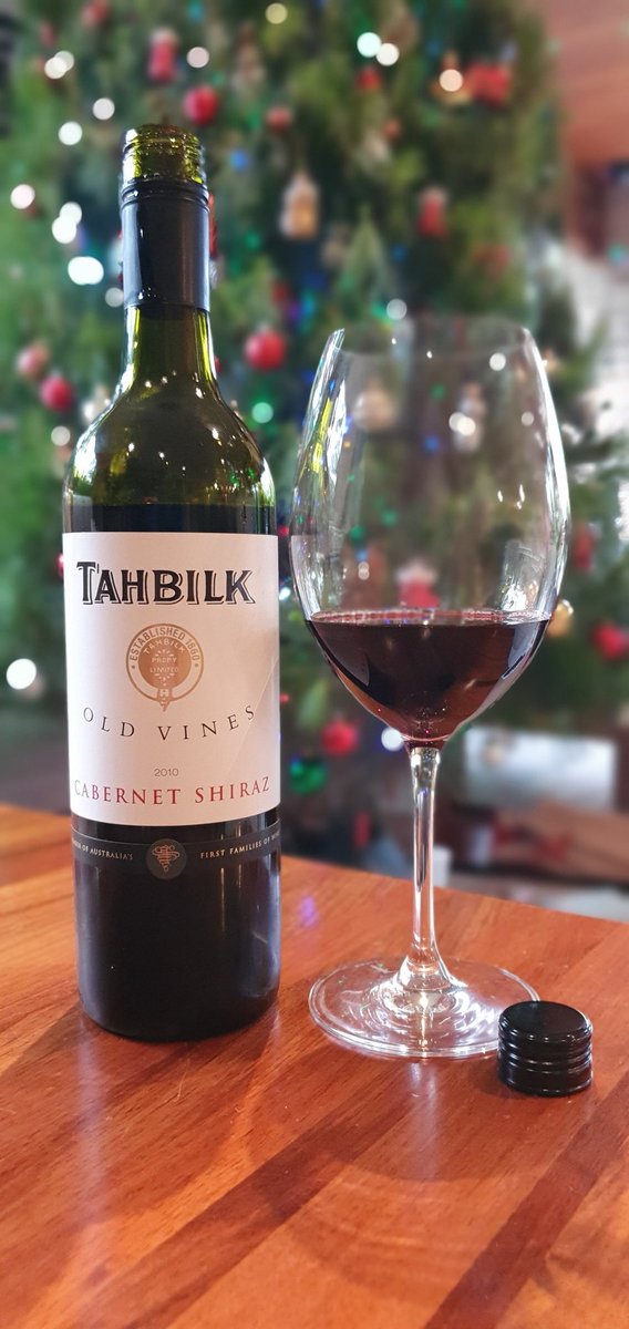 Tahbilk Old Vines Cabernet Shiraz 2010

The great Aussie blend at Christmas. Tremendous gear 🎄🍷

Drink the good stuff 🍷 Brett

#aussiewinetasting #drinkthegoodstuff #aussiewine #australianwine #marsanne #wine #tahbilk #Shiraz #Cabernet @TahbilkWinery @affwine