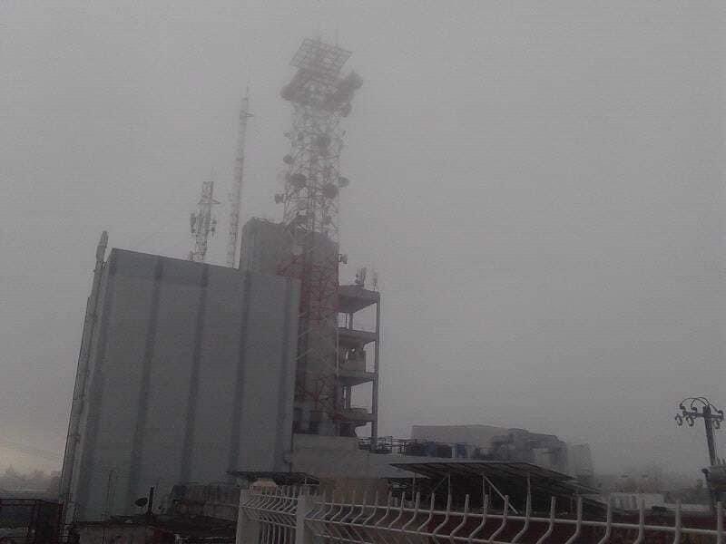 somosdleon's tweet photo. No estás viendo Silent Hill, estás viendo León, Guanajuato, con un cielo completamente nublado y frío. 

Estamos viviendo un invierno frío y bastante rico... 🥰❤️ https://t.co/0sAoveeGIO