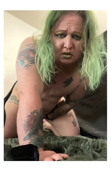 Thirsty Boy! #temptingTuesday https://t.co/iGmIbJq3Le<a href="/tag/temptingtuesday"class="tags">#temptingTuesday</a>