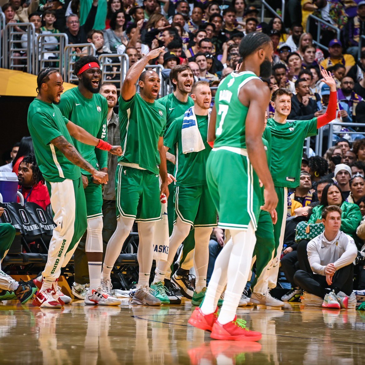 celtics banner uniforms
