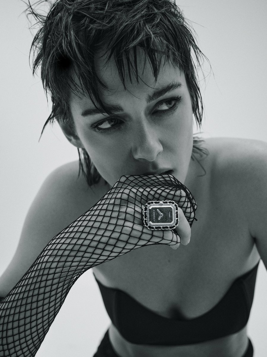 prettymagicx's tweet photo. Kristen Stewart for Elle Japan (2023) https://t.co/x52IKryqJd