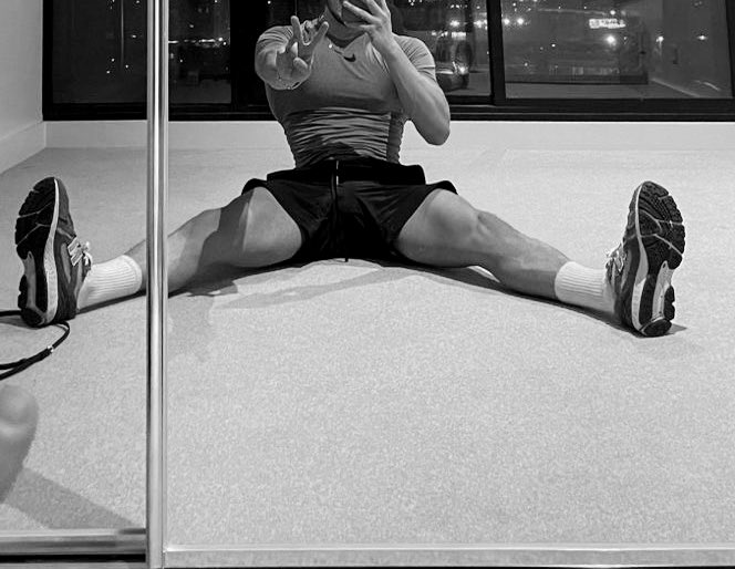 USUARIO2YK's tweet photo. Un dia después de el gym 🤔 https://t.co/2ubMkZfMsW