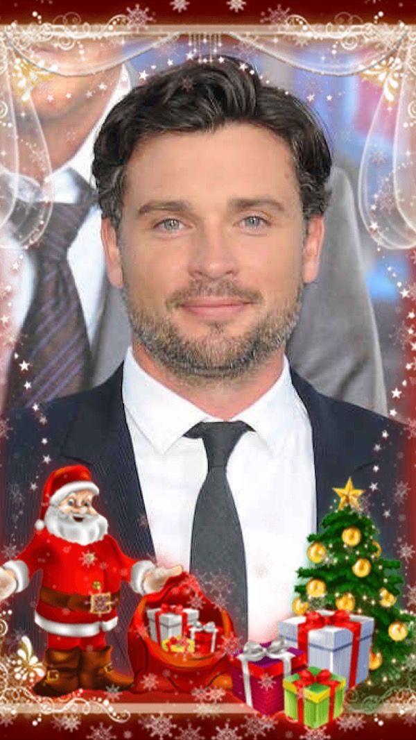 #TomWelling Happy Boxing Day 🥳☃️🎈🎄everyone. #HappyBoxingDay