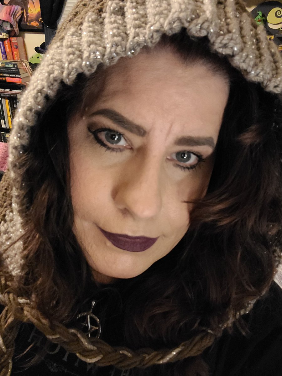 WitchGirl76's tweet image. Making some crochet hoods to sell if anyone is interested.  Dm me for info. I'll be opening an etsy store depending on fees. #Crochet #Hoods #FiberArtist