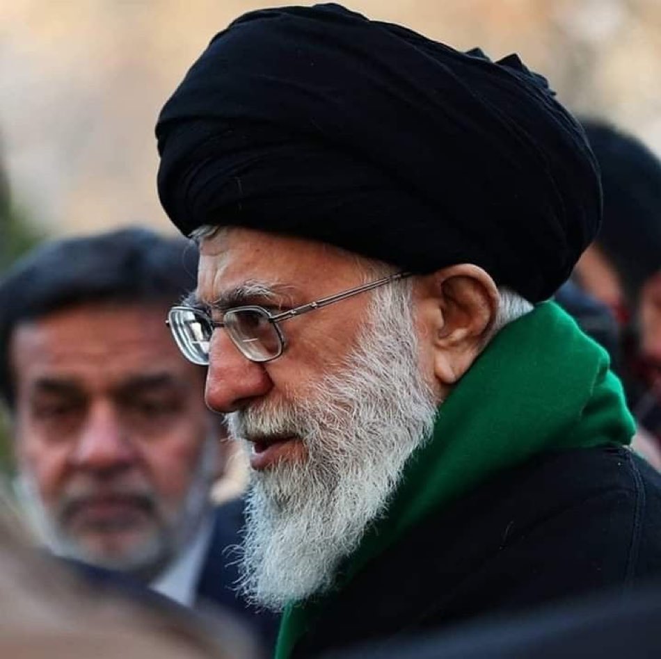 🇮🇷 Sayyed Ali Jamenei: Arrasaremos con polvo Tel Aviv y Haifa si el enemigo sionista lanza un ataque contra la República Islámica.

Declaración del 22/03/2013.
