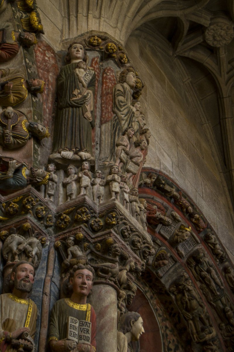 madrida360's tweet photo. @RomanicoEspana @Jose_D_Navarro @SecretosdeMadri @Visita_Madrid @PatrimNacional En esta ocasión el románico lo pongo yo.... Pórtico del Paraíso (Catedral de Orense) https://t.co/hS1W1QglIu