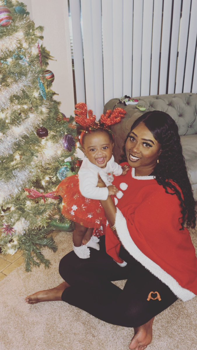 Never_Serious_'s tweet photo. My baby first Christmas 🫶🏽🎄 https://t.co/capCu1D6KD