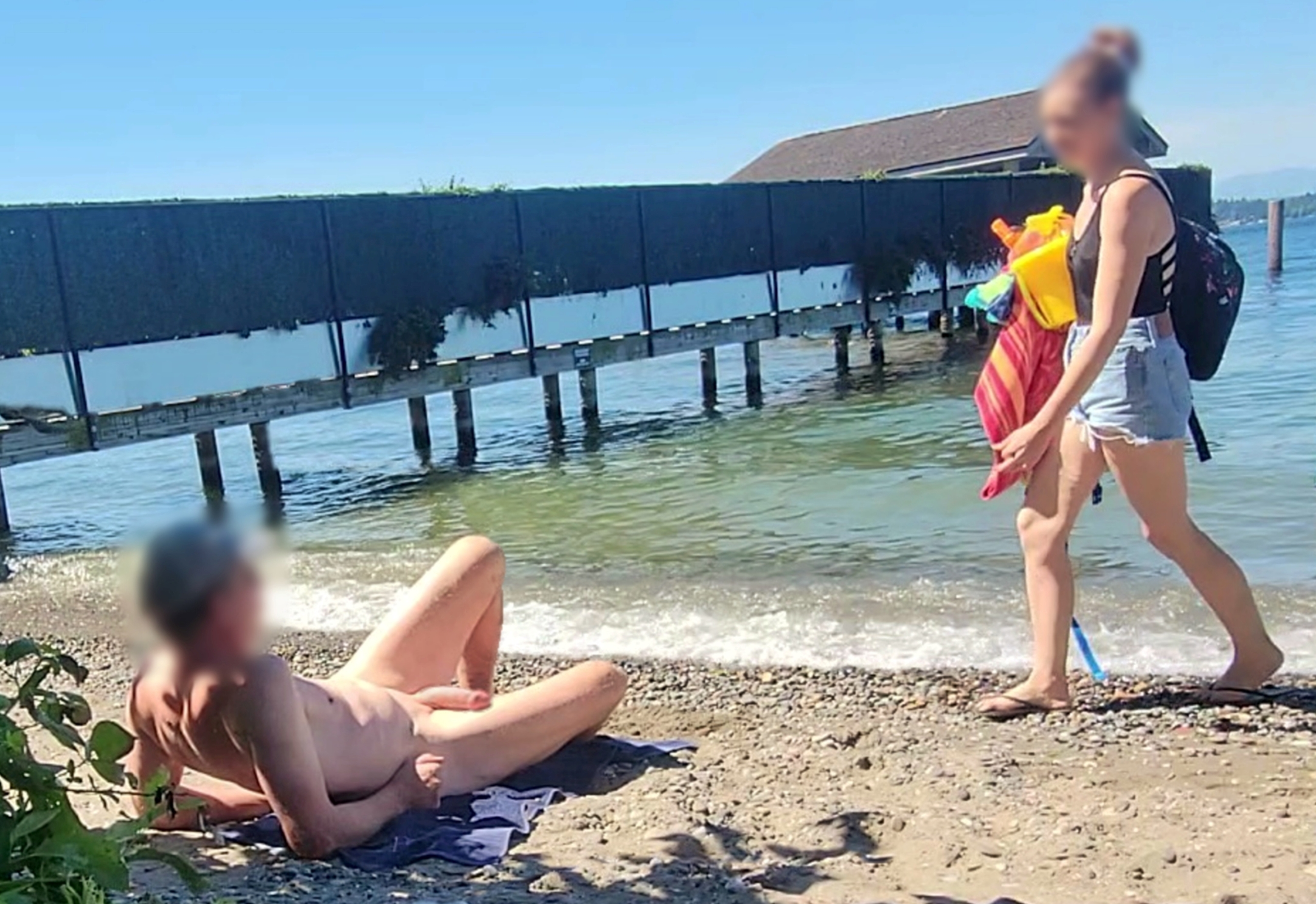 cfnm beach cock  / X