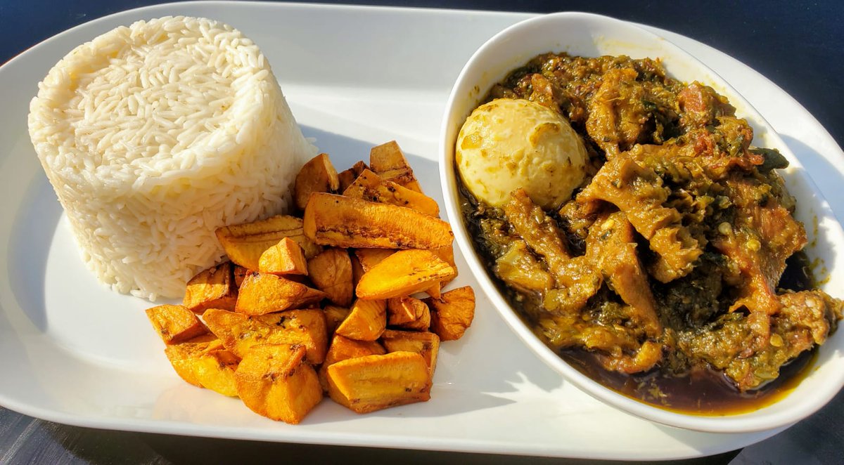 kolalounge's tweet photo. Food is Ready. Join us Tuesdays through Saturdays starting at 5pm for some delicious Ayamase Stew with White Rice &amp; Plantains. For our full menu, visit https://t.co/ZOz9S3T8ya. See you soon &amp; safe travels. https://t.co/WSGk0qGFVr
