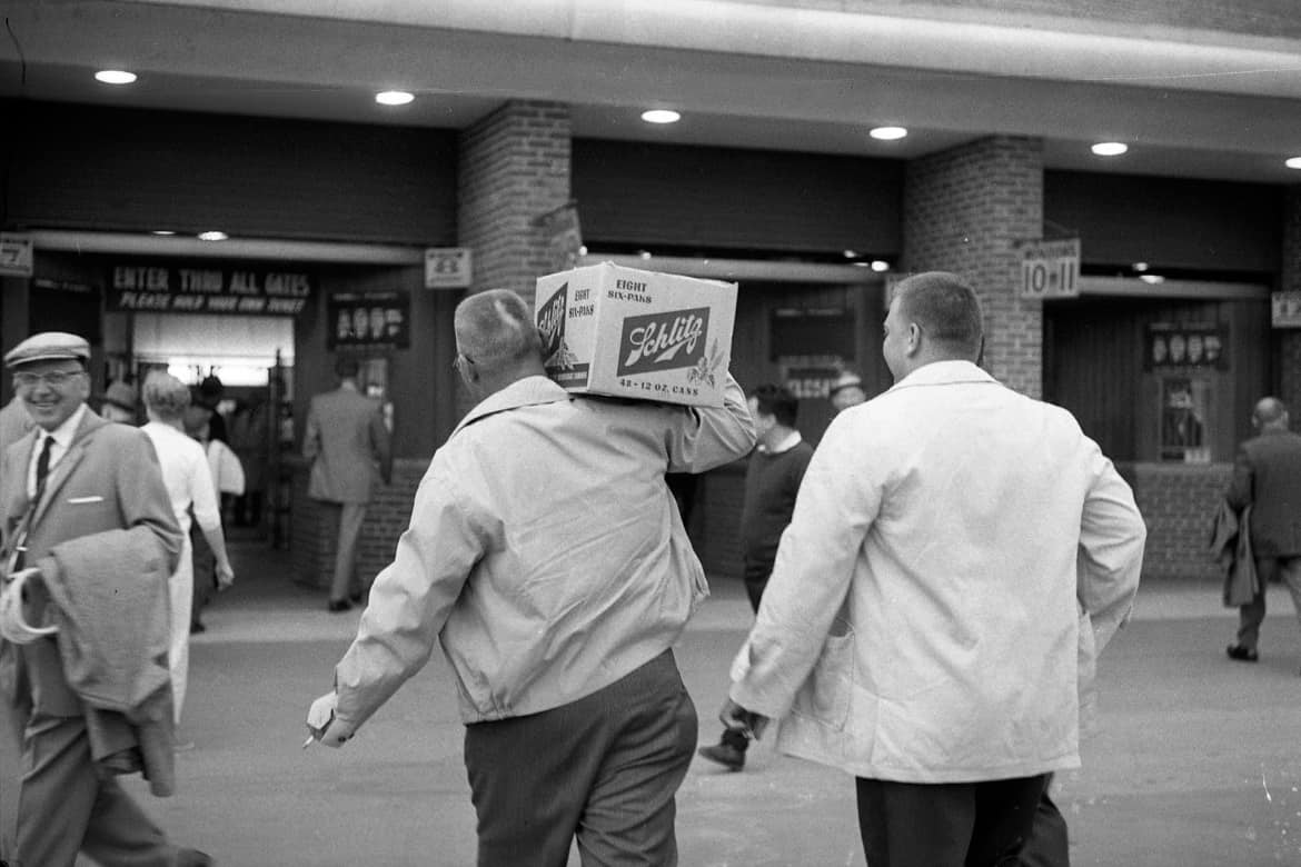 AaronNagler's tweet image. Back when carry ins were allowed at County Stadium. We used to be a society.