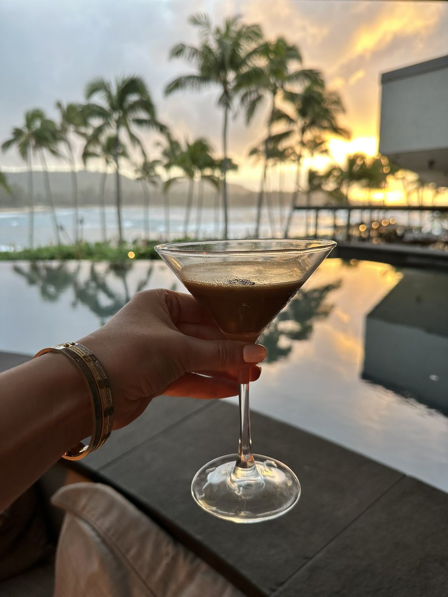 Nice end to the day - gorgeous sunset and the most delicious espresso martini at Turtle Bay Resort Oahu 🫶 Happy Holidays ♥️