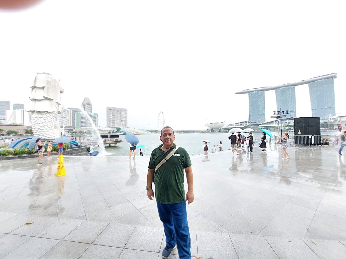 krartoko's tweet photo. Singapore family trip memories https://t.co/TVl6K87iEf