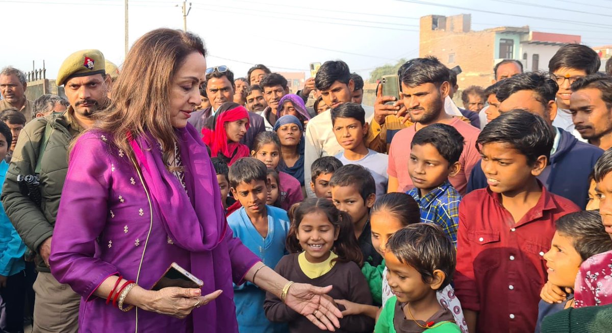 Hema Malini tweet media