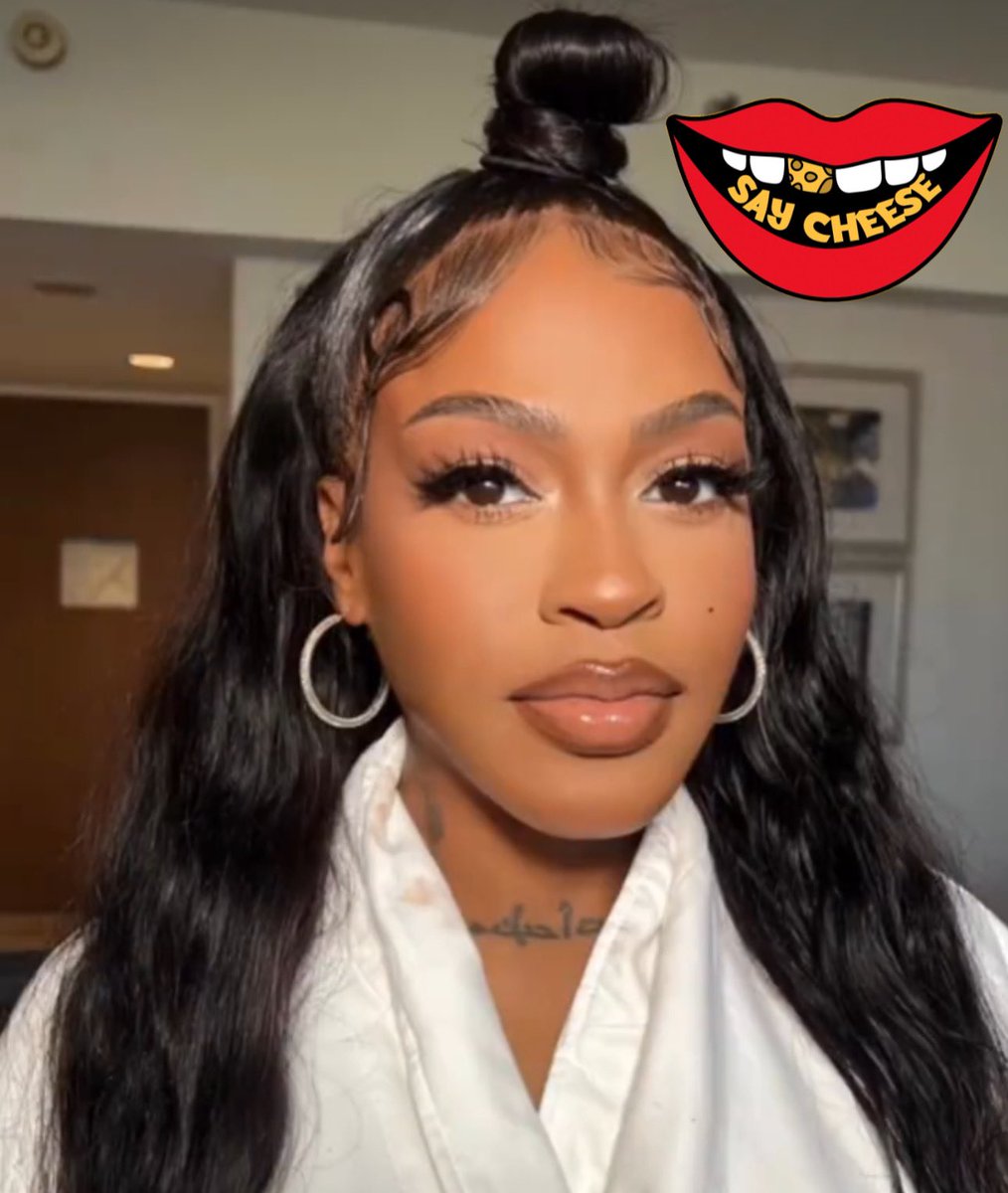 SAY CHEESE! 👄🧀 tweet media
