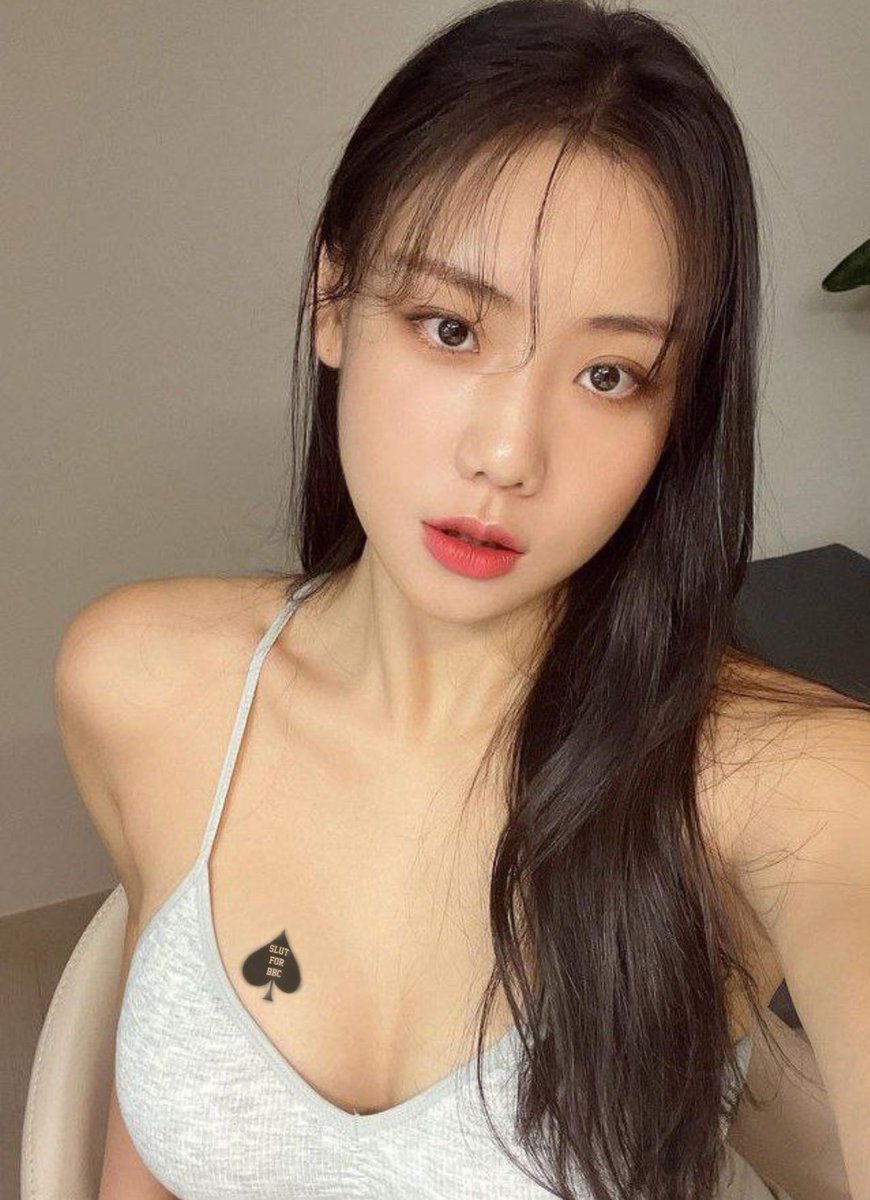 xxslveee's tweet photo. My cute tattoo ♠️ https://t.co/yBQeBaFXCy