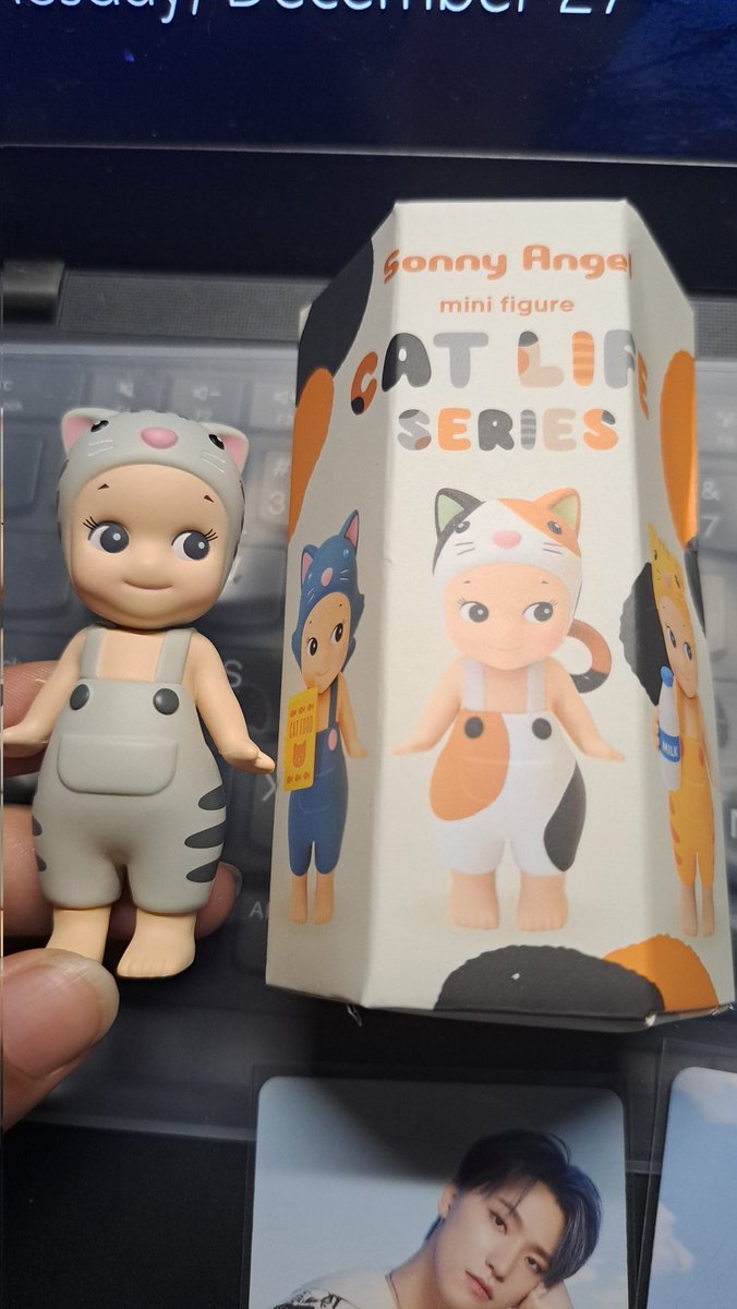 _jamppong's tweet photo. #natanggapk00 #packageforjam
OMG! Nakauwi na siyaaa huhu may silver tabby na akoo π«Ά thank you sa pasabuy @gast00s and for the official photocards na kasama π₯Ή paano mo nalamang bias wrecker ko si Dino? hahahaha π
'Til next transaction π https://t.co/EtfBNIeQW0
