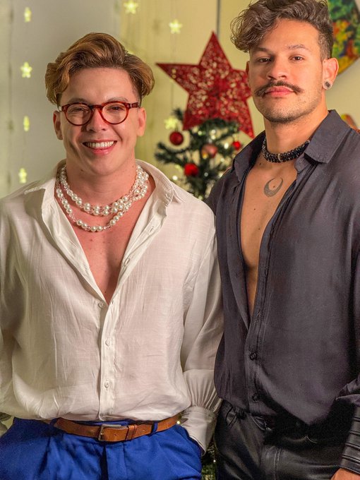 Feliz navidad les deseamos mi esposo @AndyStivens y yo. https://t.co/rjxaej39rV