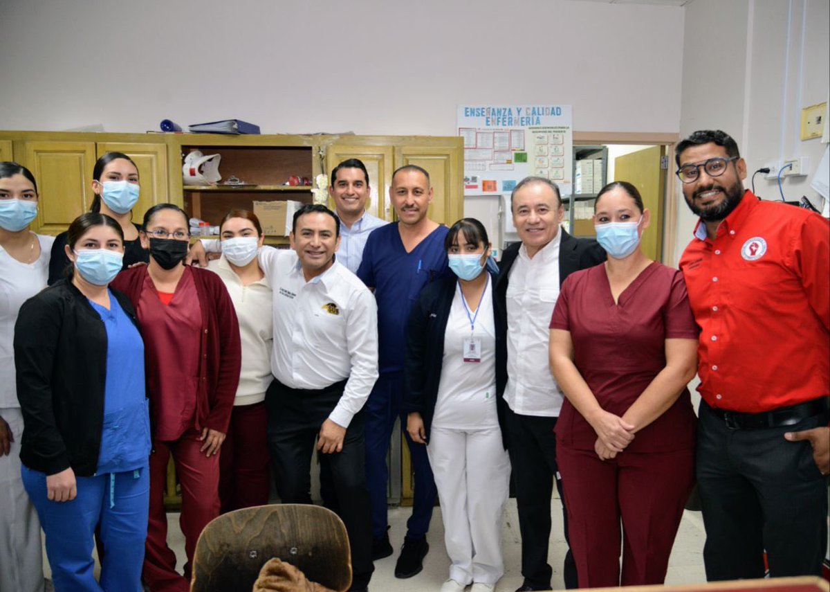 AlfonsoDurazo's tweet photo. Hoy tuve oportunidad de saludar al personal médico del Hospital Dr. Ignacio Chávez en Hermosillo, quienes hacen un trabajo extraordinario. Agradezco mucho la entrega y esfuerzo que realizan por todas y todos los sonorenses https://t.co/tUx6WqJteo