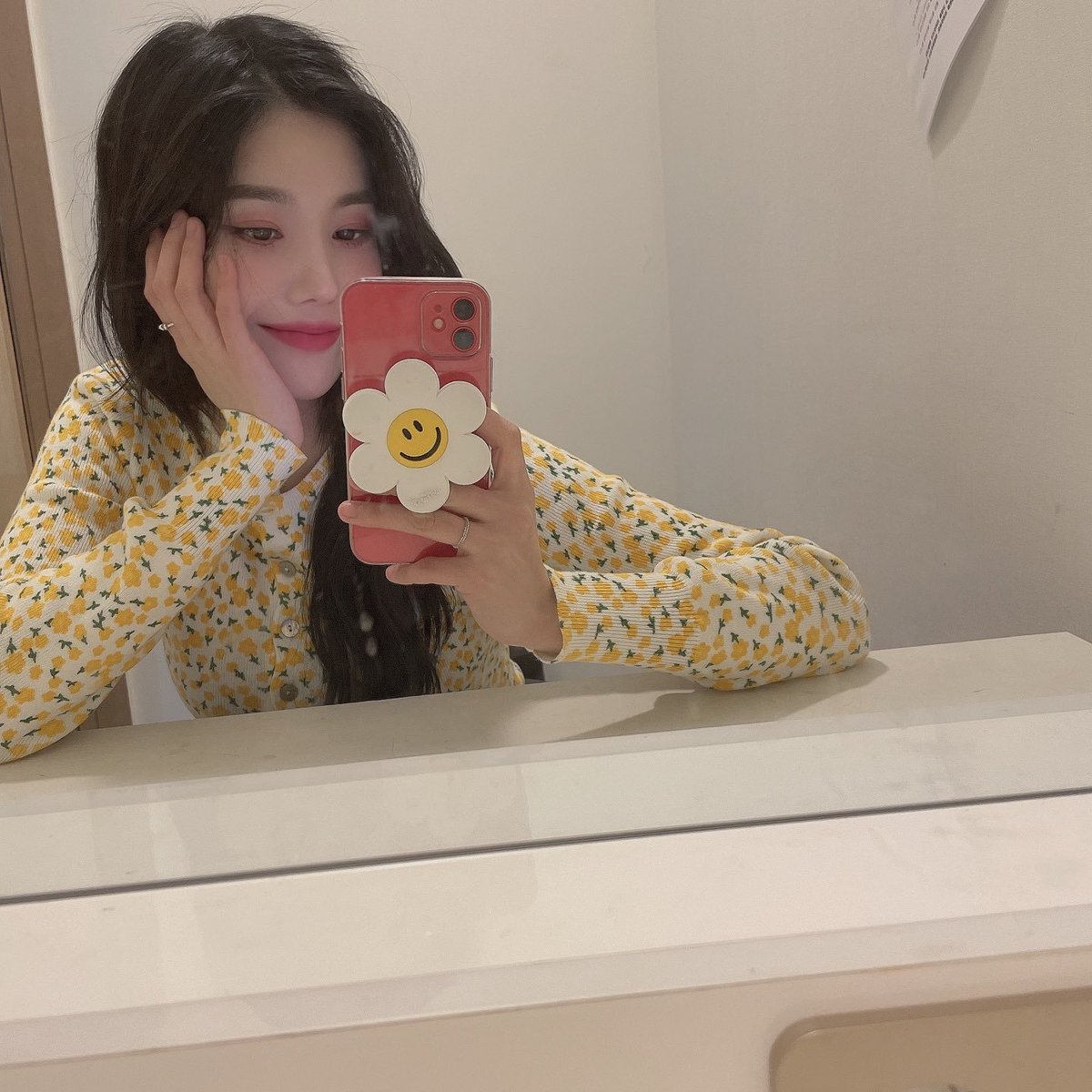 ciertamente, no quise soltar el mejor ofni que me han patrocionado en mi casita pero no me juzguen, soy una simple capricorniana que adora presumir todo el amor que me dan. me despido hasta aquí con la explotación del día, nos vemos mañana (⁠ ⁠ꈍ⁠ᴗ⁠ꈍ⁠)🌼