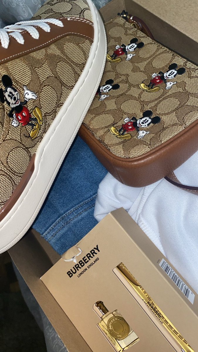 laykeya_page's tweet image. Happy Birthday To Me💓🥳 #21♑️