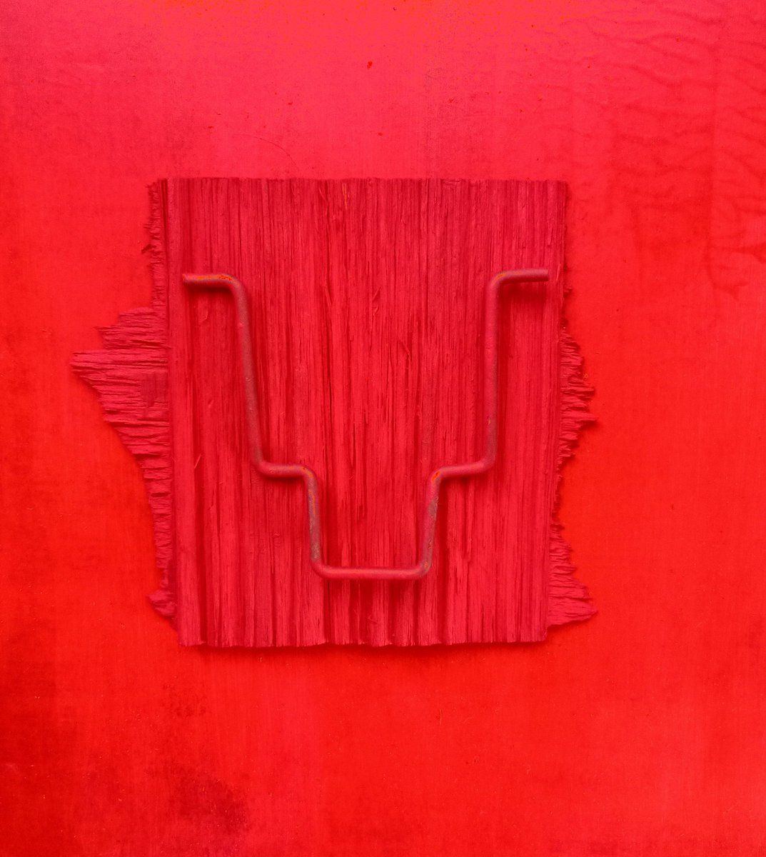 endpop's tweet photo. My work involves found objects, exploration of color, odd mediums, and digital processing... But meaning is up to the viewer. #futureMints
#tezos https://t.co/LXUci7tF4g