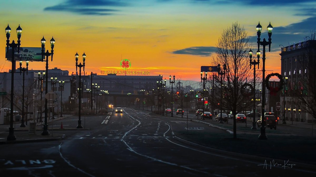 Film Schenectady tweet media