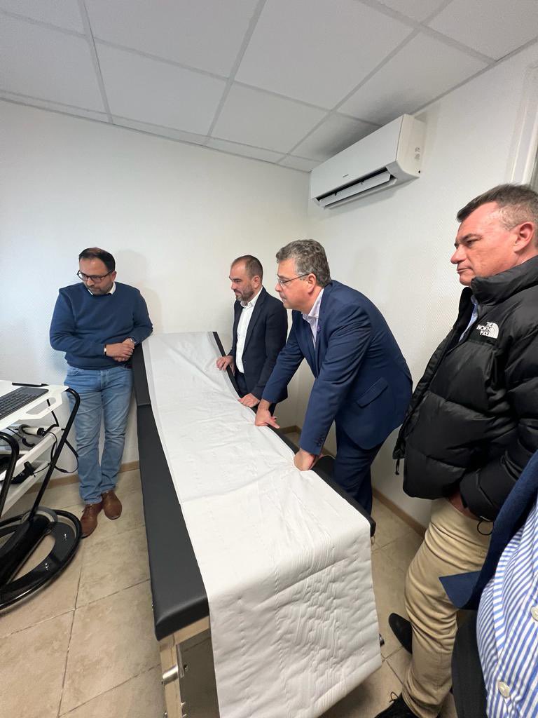 AgdeCpts's tweet photo. Aujourd’hui, la CPTS Agde Littoral,a signé l’Accord Conventionnel Interprofessionnel instituant  en présence de Monsieur Philippe Trotabas, Monsieur Mathieu Pardell (ARS) et Monsieur Gilles d’Ettore. 
 
#agde #qpv #cpts #soinsprimaires #organisationterritoriale # https://t.co/dZLHMmmge0
