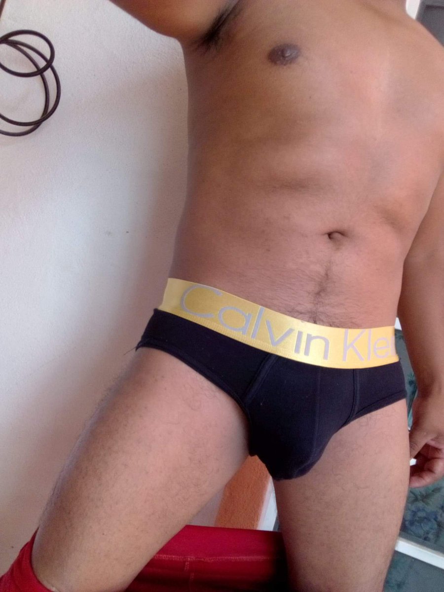 Julián tweet media