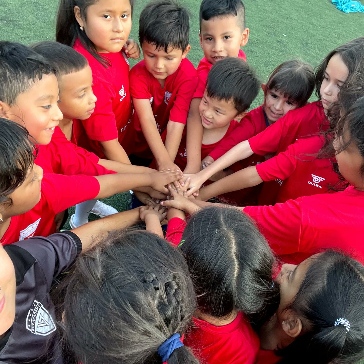 DV7Soccer's tweet photo. THANKS to all who made possible and enjoyed the FALL SEASON! π€ π§πΌβπ
FREE SOCCER PROGRAM / PROGRAMA DE FΓTBOL GRATUITO by @dv7soccer_ny and @HispanicFed sponsored by @CMFranciscoMoya
#cmfranciscomoya #cmdistrict21
#hispanic_federation #dv7soccer
#dv7academy #dv7group https://t.co/zlr6jiEyaq
