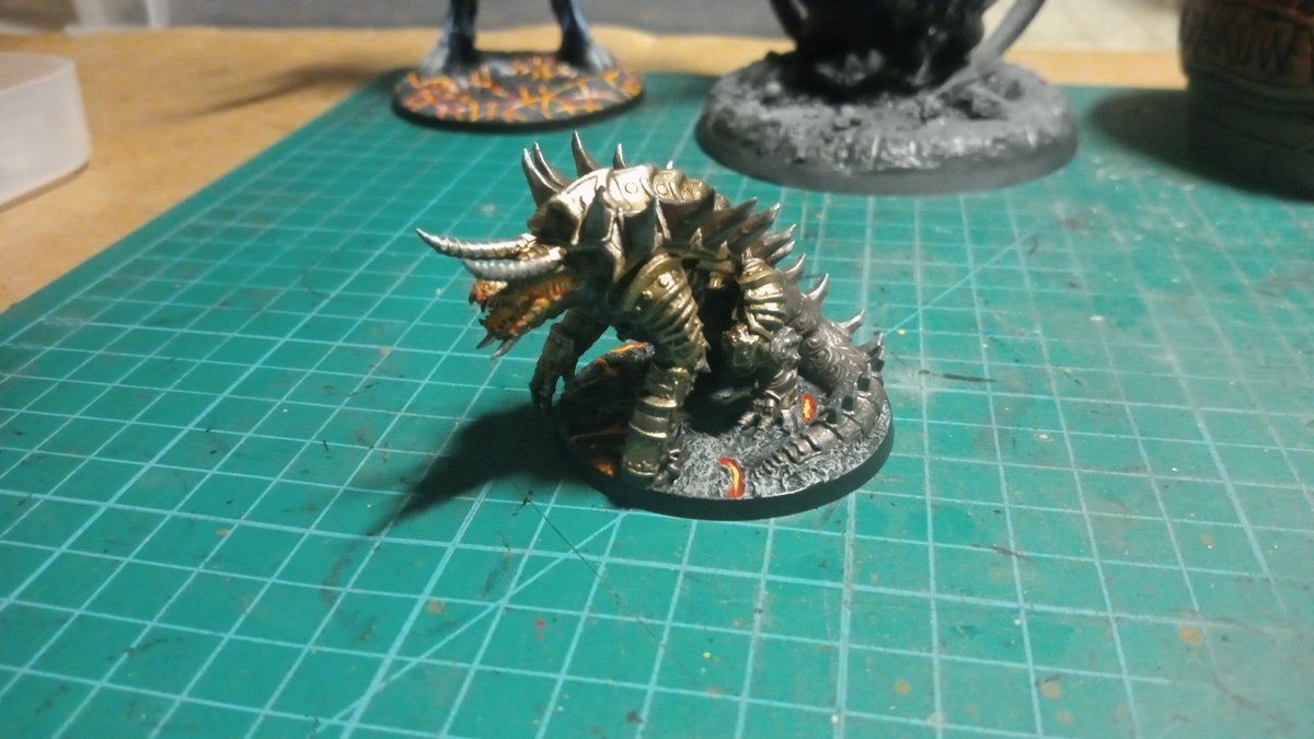 BreakingRadz's tweet photo. Can't sleep but got the badger done #reigninhell #paintalltheminis https://t.co/Vpe2v3oEed