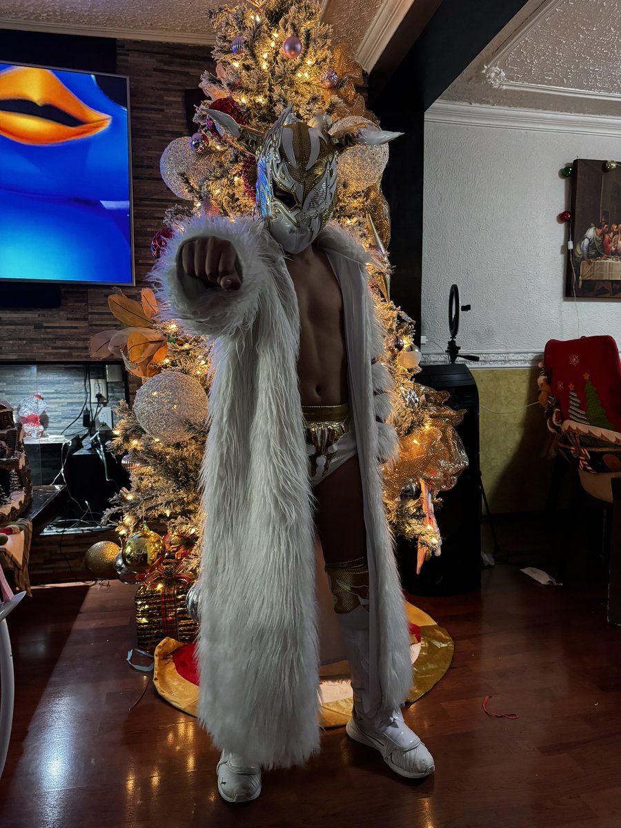 rushtoroblanco's tweet photo. I LOVE YOU WITH ALL MY LIFE #Rushjr
#AEW #LFI
TE AMO HIJO 🎄❤️👊🏿 https://t.co/wkZNRjfRzS