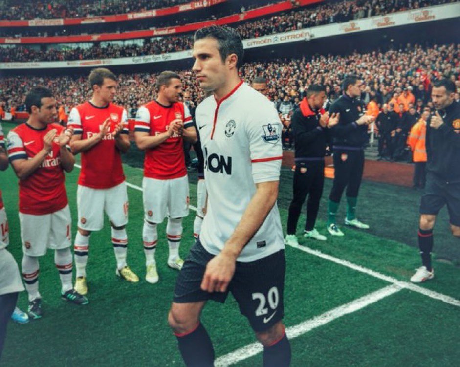 TheShowtimeReds's tweet photo. Van Perise was at Arsenal for 8 years. 
Van Persie was at Man United for 3 years. 

Since his retirement he has visited Old Trafford numerous times. But he has never set foot in Emirates again. https://t.co/0H6d9HrWoQ