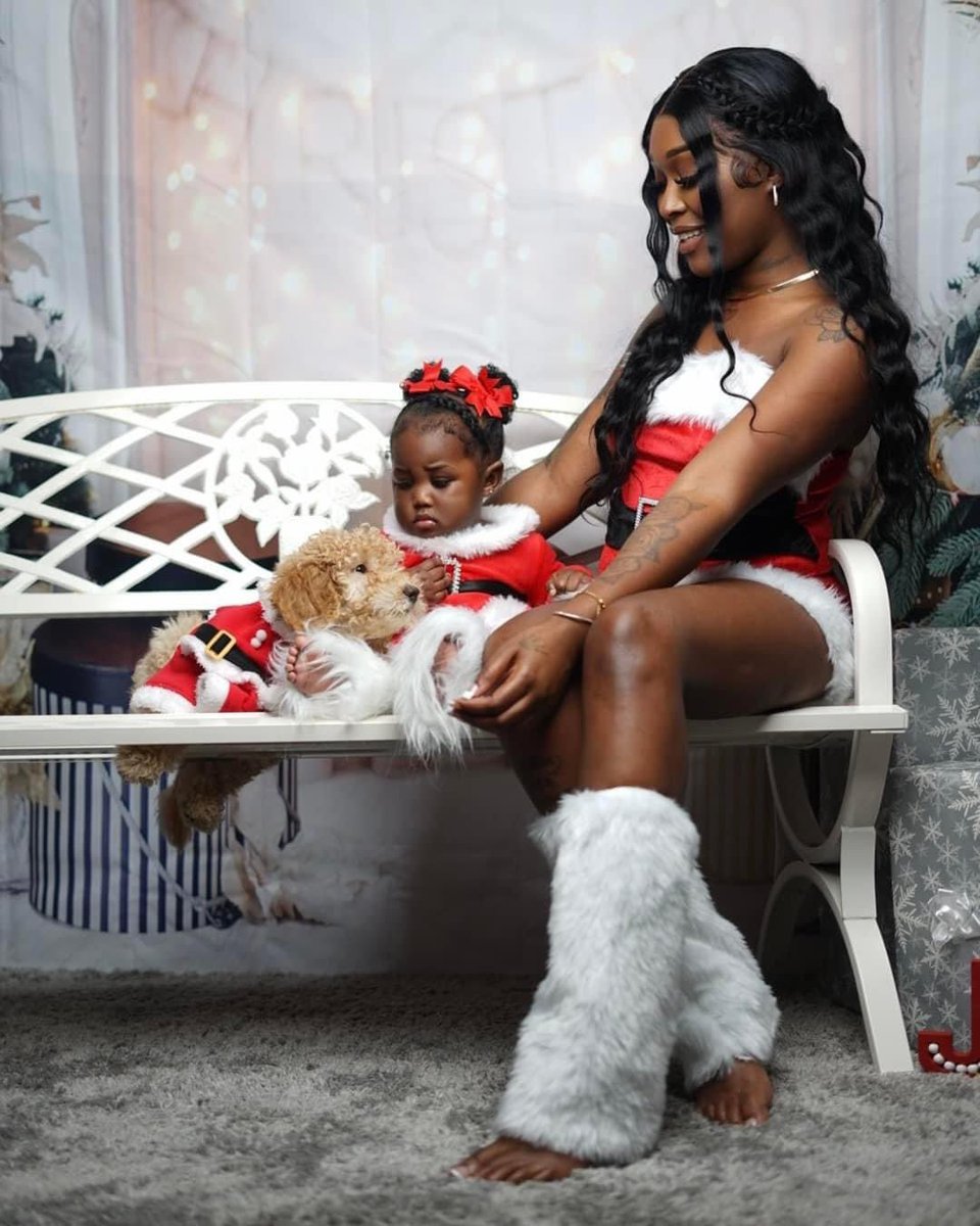 LayRose_'s tweet image. Best gift in 2023 so far was you🥰