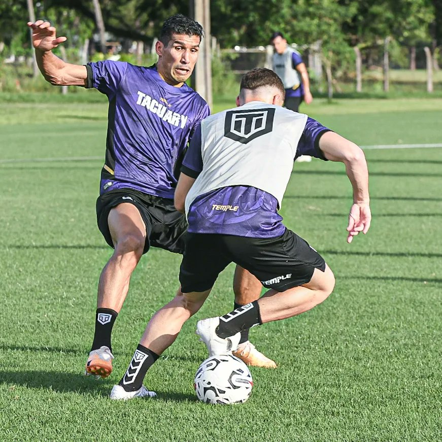 TacuaryOficial's tweet photo. Pretemporada| Día 1 culminado ✅️⚽️🏁

#VamosTacua⚽️💪🏻
#ElGiganteDeBarrioJara 
#100PREContigo https://t.co/JVAzTMuhDM