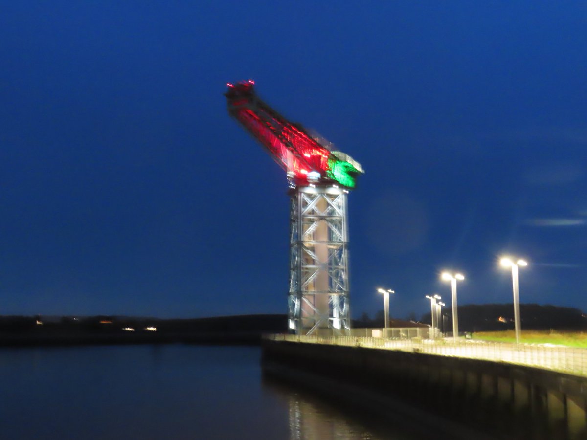 janemum1's tweet photo. River Clyde https://t.co/rKWKfaULfa