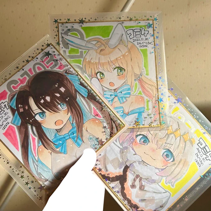 12/30(土)C103のお品書きです当日ぐだオベ新刊セットと躍動トリオの色紙がありますどうしても女装ぐだくん描きたくて色紙にしました 
