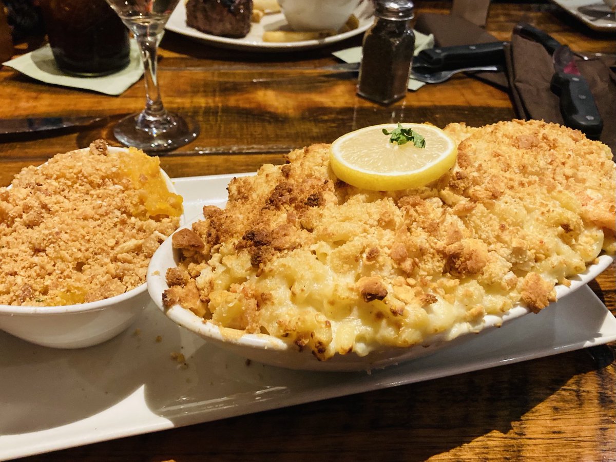 ThePatriotsWif1's tweet photo. I’ve never seen so much food in my life. But I’m glad I came for the experience.
@TuckawayTandB
#LobsterMac https://t.co/Uvgg6p7pvo