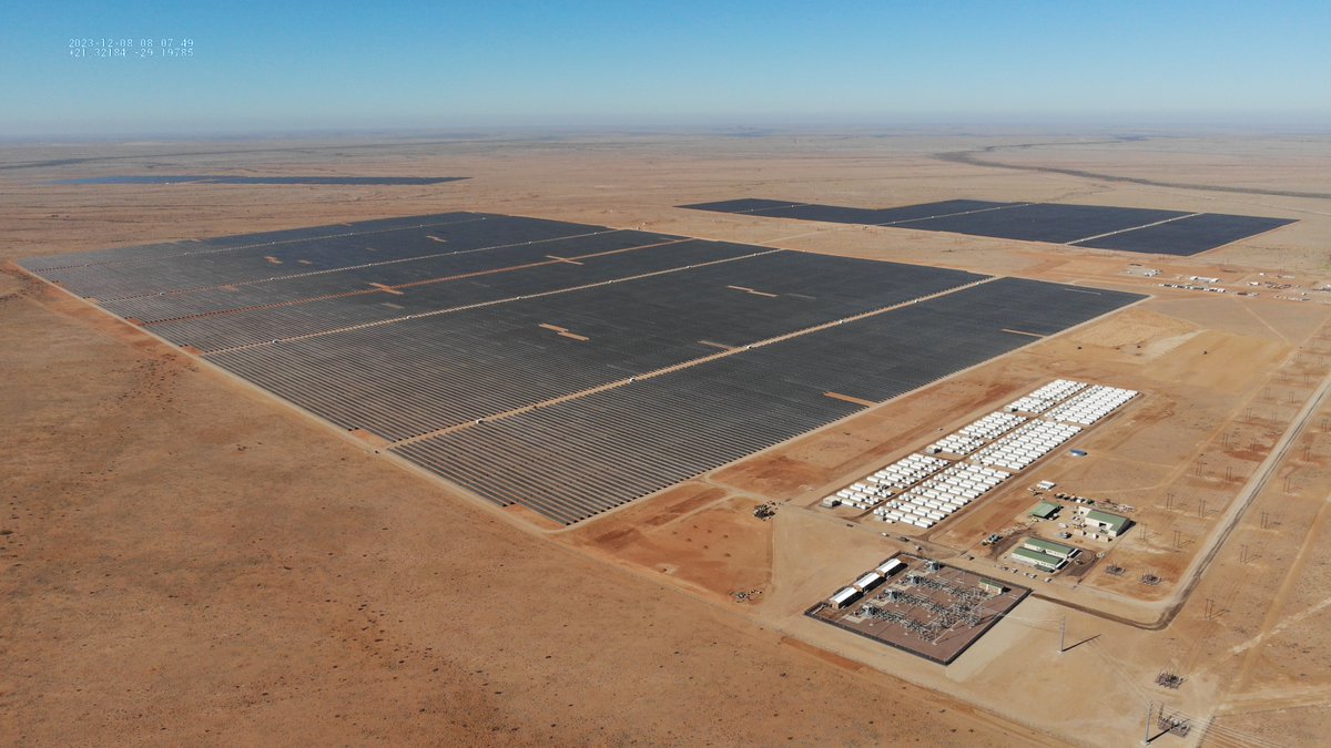 BydStorage's tweet photo. 🌞🔋 Exciting News! The largest solar energy storage plant in South Africa, powered by BYD Energy Storage, is now up and running! We are proud to be part of this monumental project with our partner @Scatec. A big thank you to our amazing team! 🌍💡 #RenewableEnergy https://t.co/0U7AOKZd4T