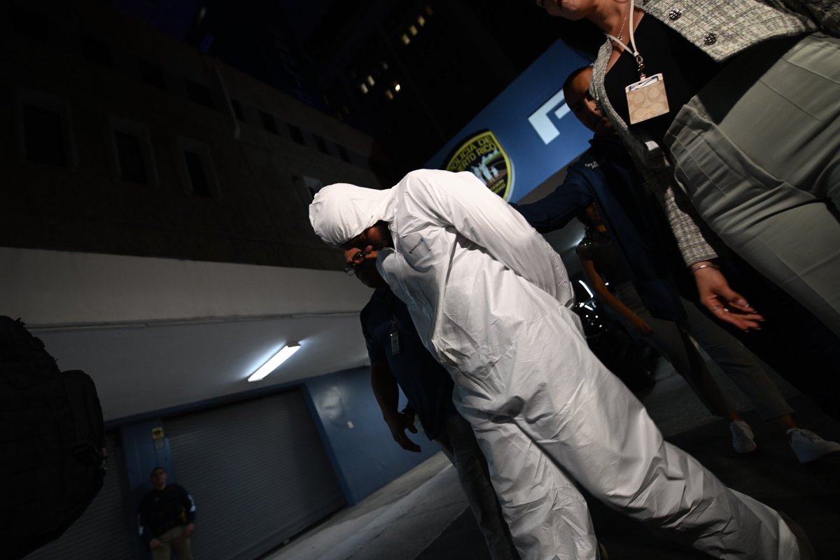 NotiJuan's tweet image. [AHORA] Radicarán cargos contra Carlos Batista Rosario por amenazar de muerte al @prsechacienda Francisco Parés.

@SecHacienda identificó al hombre de 32 años, bouncer en negocio de bailarinas eróticas y poseedor de un arma con licencia, en un ‘line-up’.

noticel.com/policiacas/la-…