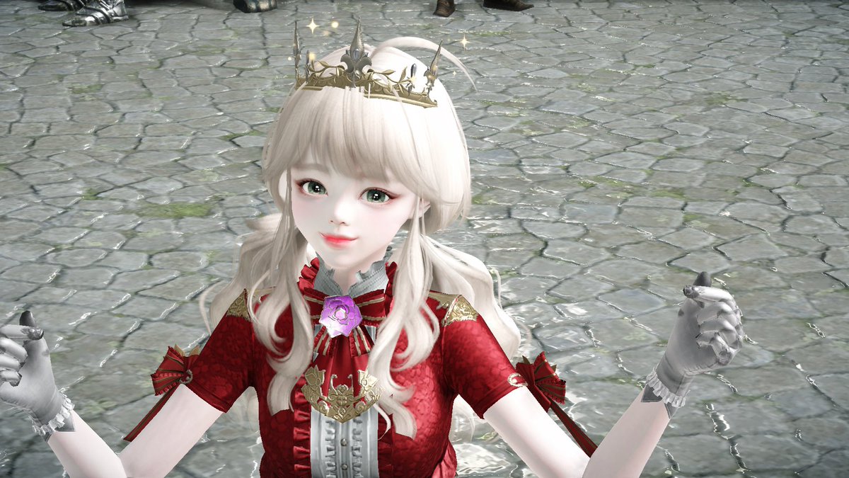 금발 녹안 ? 신이야 ..