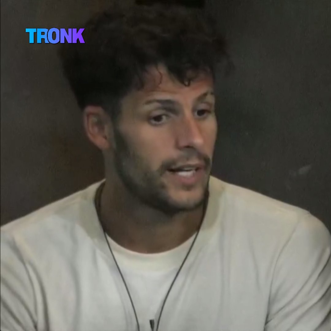 ElLauchaOkey's tweet photo. Me voy 10 minutos y me entero que JOEL Y ROSINA se conocían de ANTES y estuvieron JUNTOS. TIESO #GranHermano https://t.co/GMlXR3ABJh