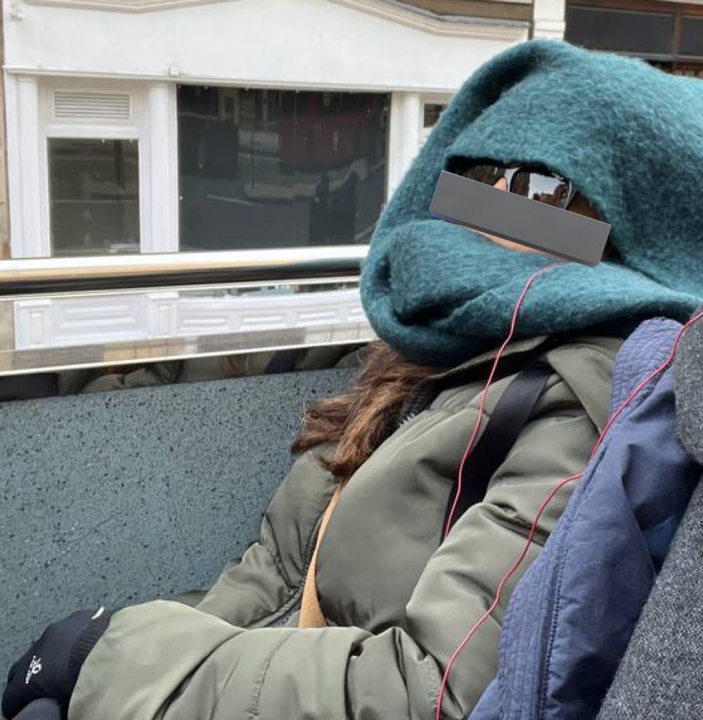 دردناکتر از هوای سرد، دیدن دخترای قرتی و لختی و زیبا در سطح شهره در حالیکه خودت این شکلی‌ای!