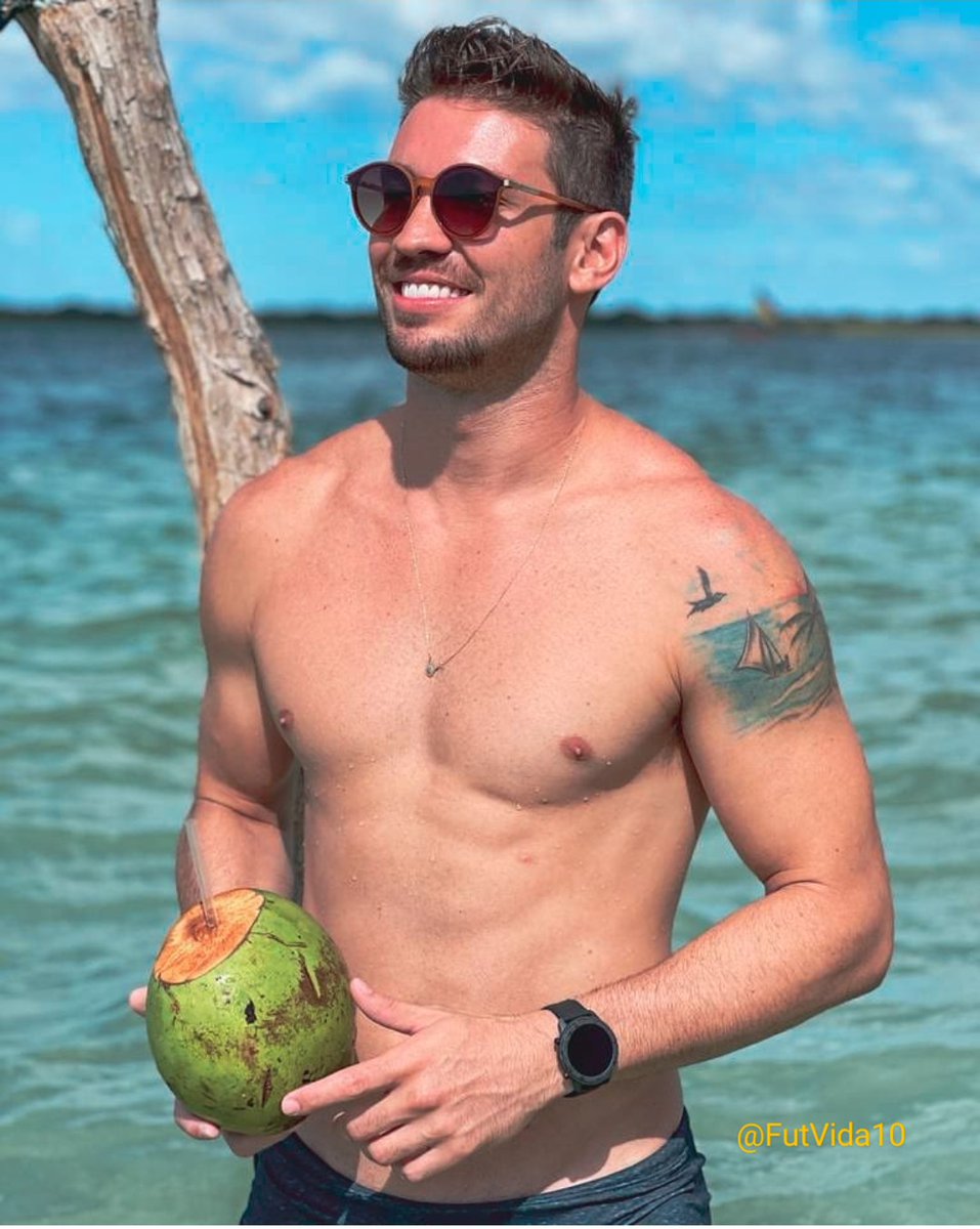 FutVida10's tweet photo. O ponteiro Ygor Duarte é muito lindo.
🏐🏐🏐😍😍😍
#Volei #Volleyball #Lindo #Gostoso #Perfeito #Tesao #YgorDuarteFV #CearaFV #Macho #KUUTIOHOMESPafiakos https://t.co/O9fwCaut3q