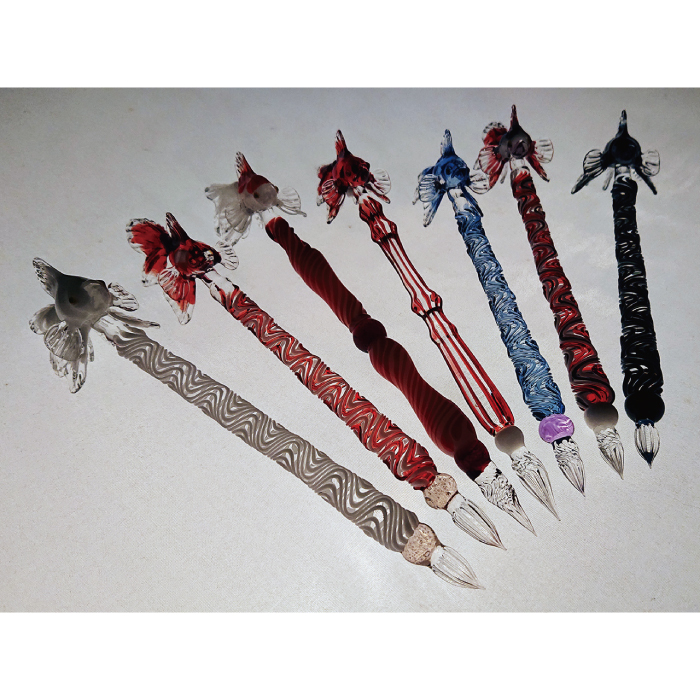 STAs_fair's tweet photo. 「文具フェア2024 -五大祭り-」
《FLAMEWORKS》
👉2/28(水)-3/4(月)
バーナーワークによる立体造形の一人者として独自の技術で実現を可能にした唯一無二の独創的なガラスペンをご覧ください。
#FLAMEWORKS
#文具フェア2024
#ステーショナリーステーション https://t.co/3xHxK7FAFN