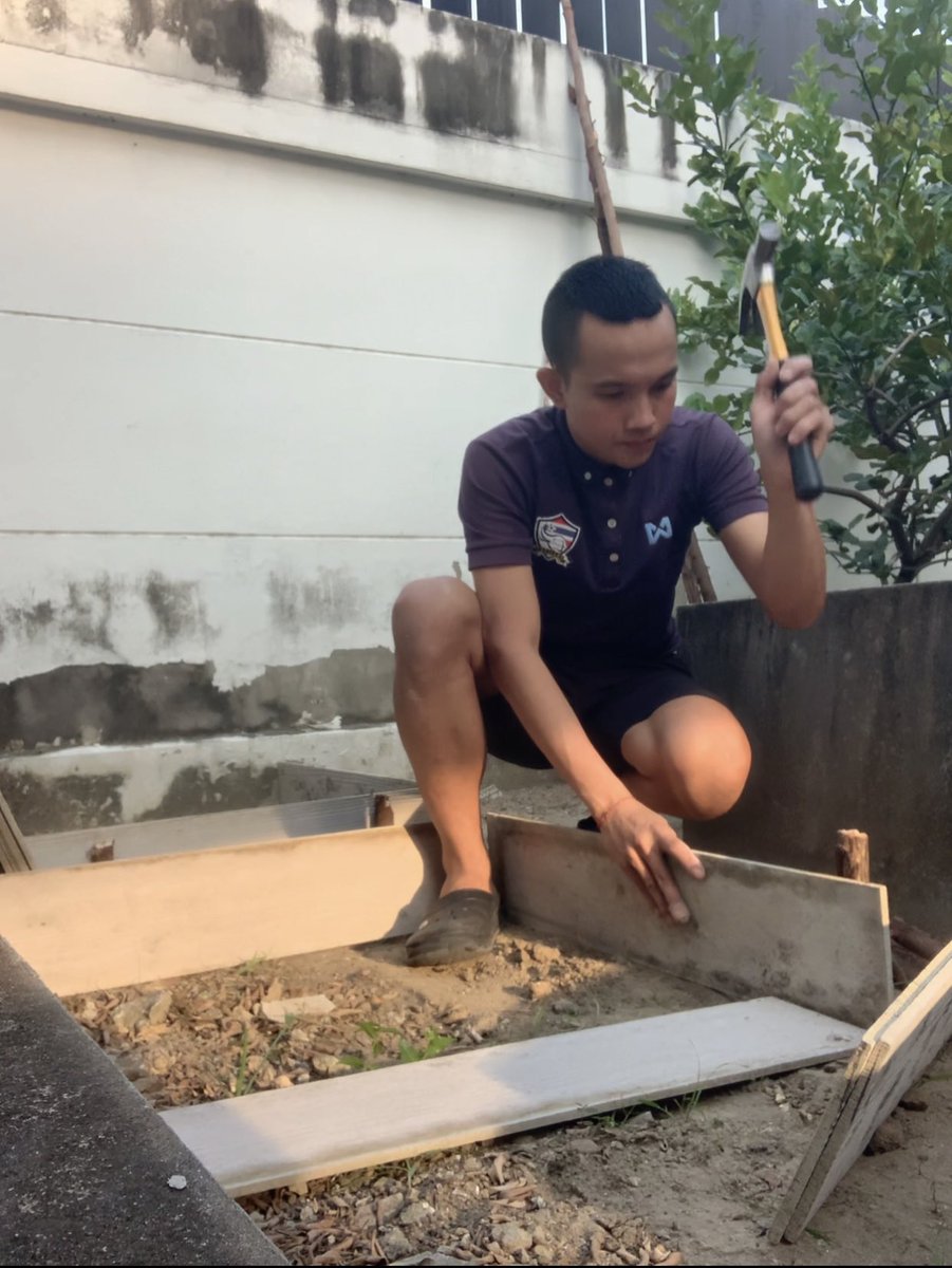 spp_am's tweet photo. ຂ້ອຍມັນຄົນຕິດດິນ   ບໍ່ເຄີຍກິນດອກຜິດຊ້າ🫣🫣 https://t.co/dYETMKQcGp