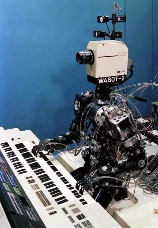 Hayess5178's tweet photo. #AI Back in the day 😲
🤖 #WABOT-2 (1984) Developed by Waseda University, Japan, the anthropomorphic robot was able to read a musical score and play keyboard instruments. https://t.co/Hguj0Y0eYV