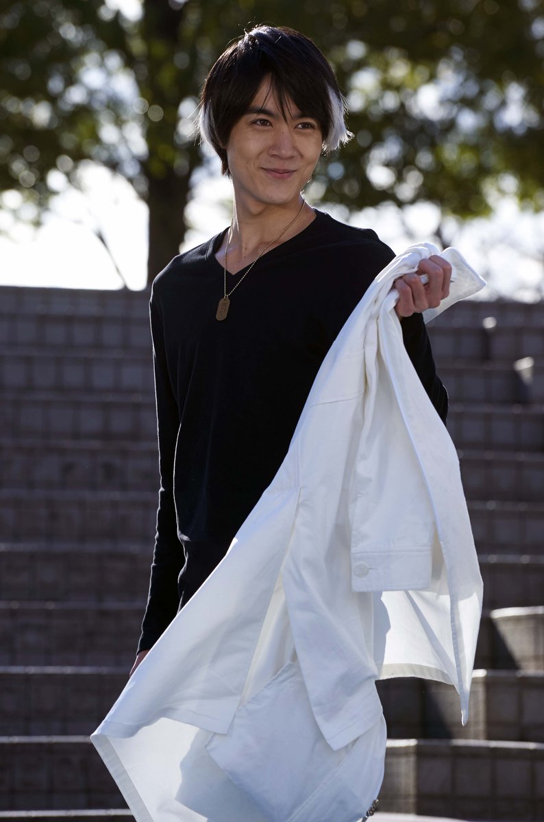 仮面ライダー図鑑 on X